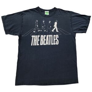 Vintage Y2K Apple X The Beatles Abbey Road Band T-shirt Sz M